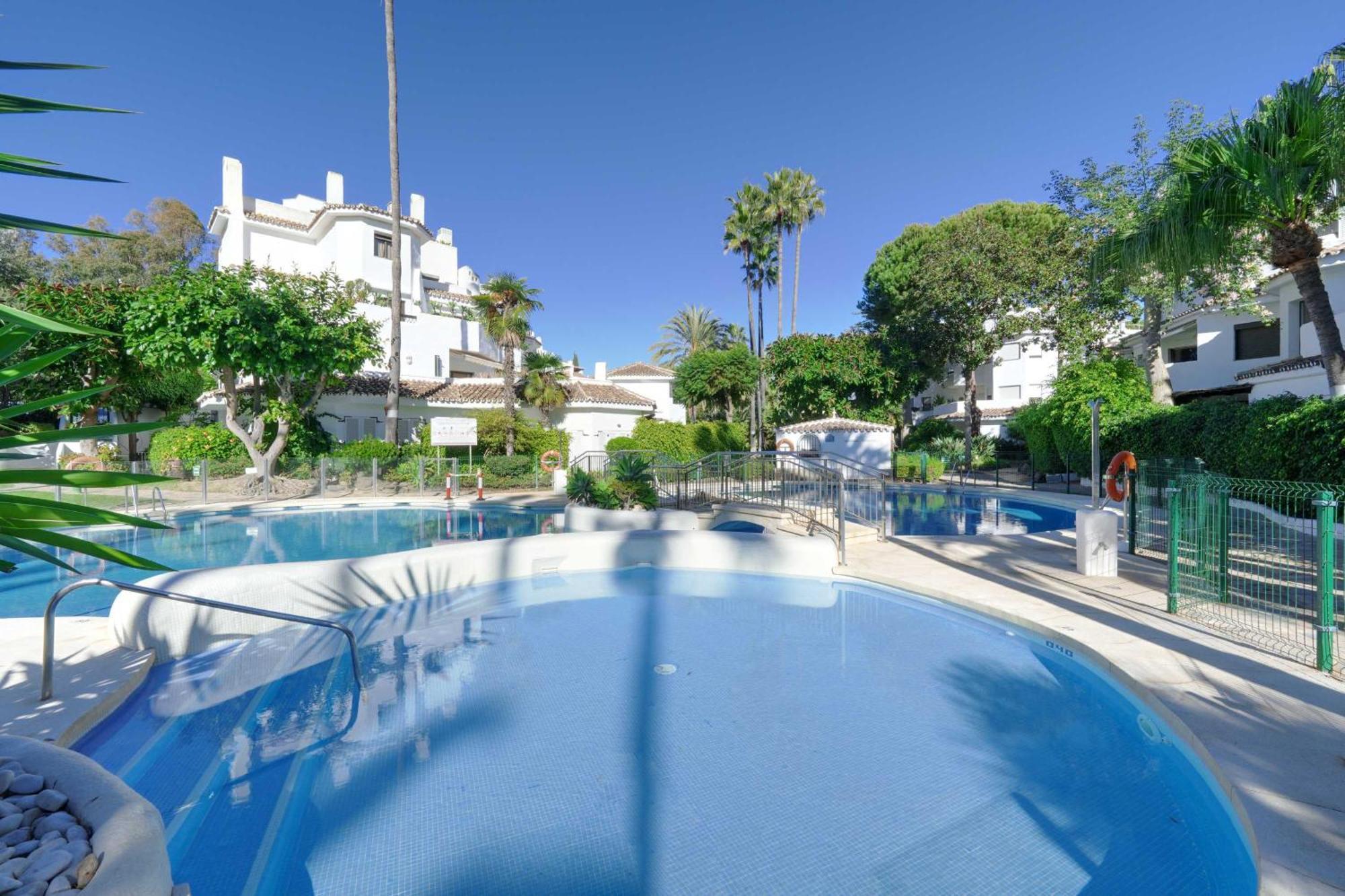 1104 First Line Beach Apartment Golden Beach Pool Marbella Zewnętrze zdjęcie